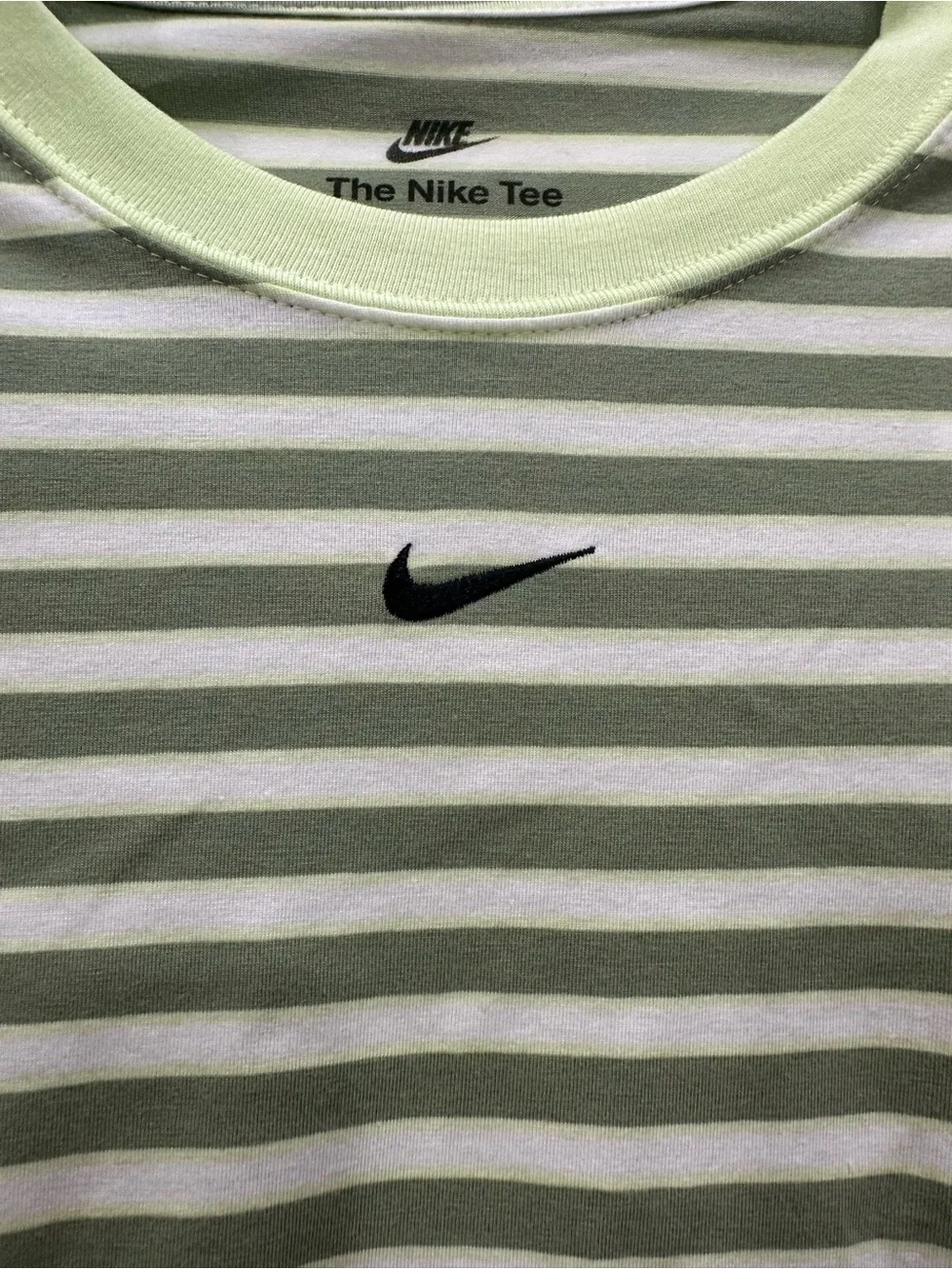 Nike Sportswear Chill Knit Women's Slim Striped T-Shirt XS